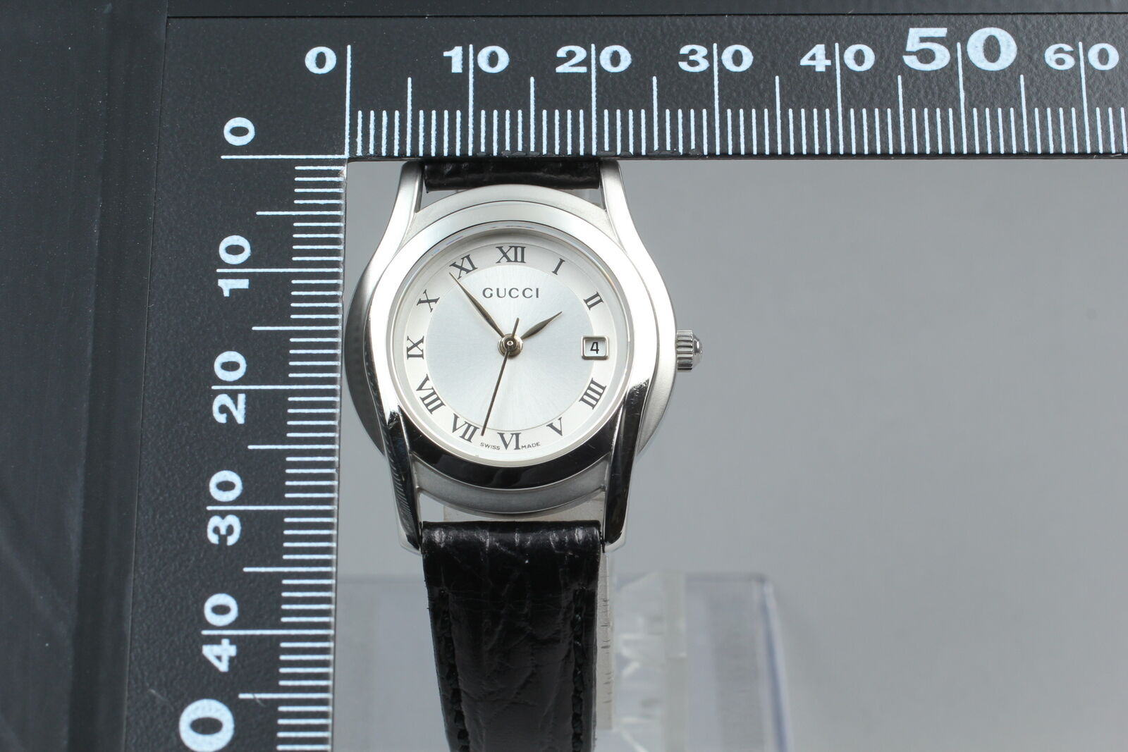 New Battery [Exc+5 Box] Gucci 5500L Silver Women's Quartz Watch Vintage JAPAN