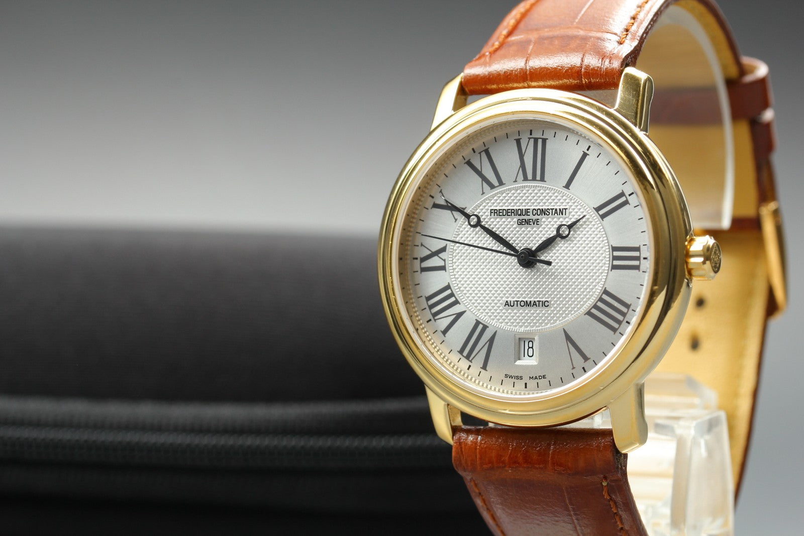 FREDERIQUE CONSTANT Geneve FC-303/310X3P5/6 Classics Automatic Men's 38mm Exc+5
