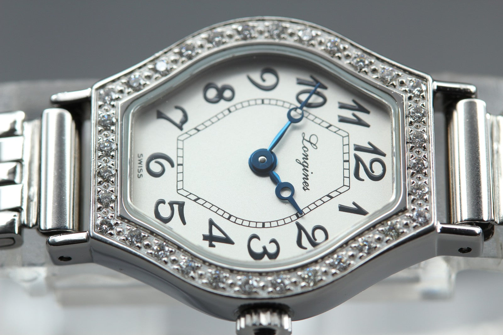 New Batt LONGINES L5.184.0 Quartz diamond bezel Silver Women's Watch 20mm JAPAN