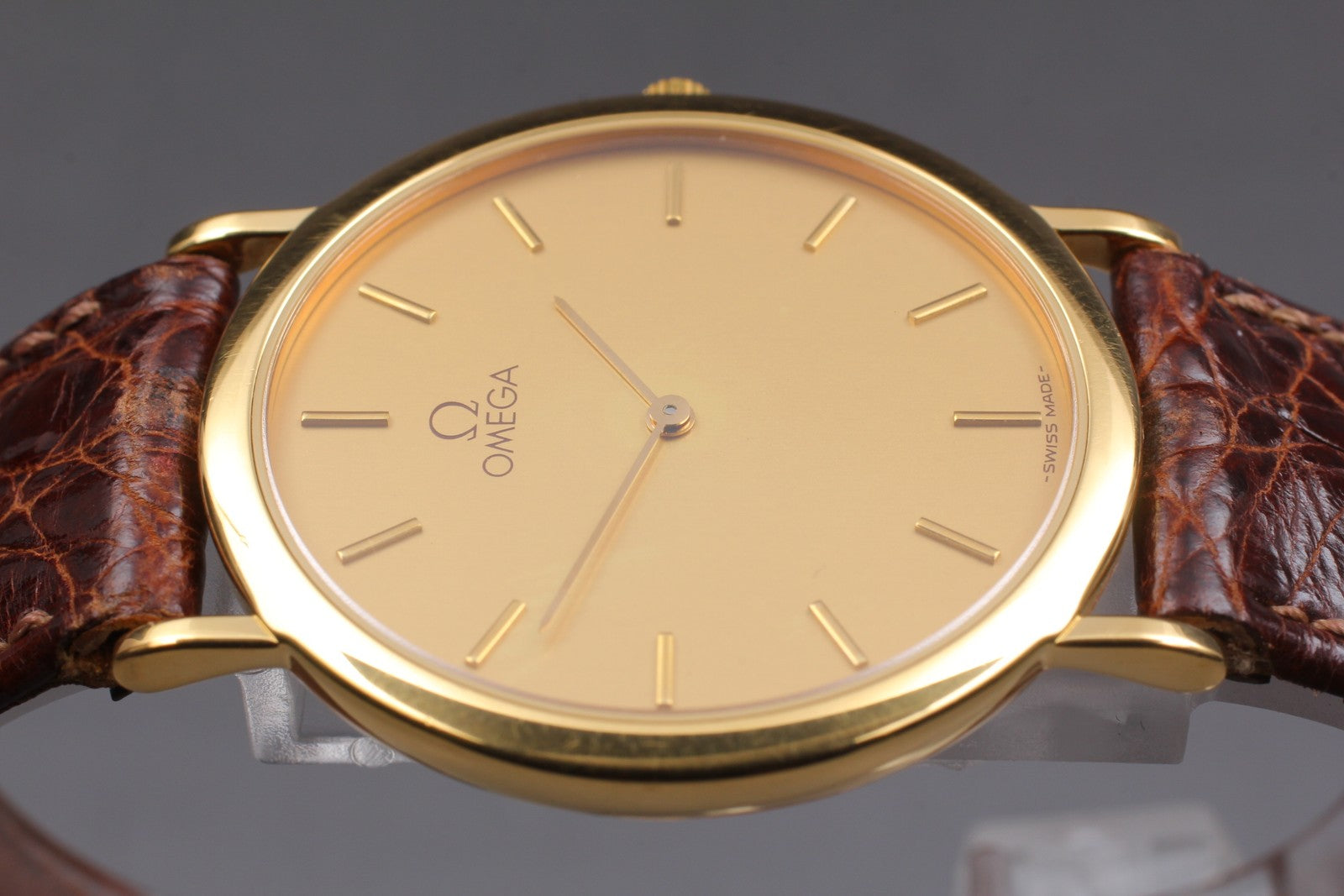 OMEGA DeVille 1378 195.0075.2 Gold Dial Quartz Men's Watch 32mm From JAPAN