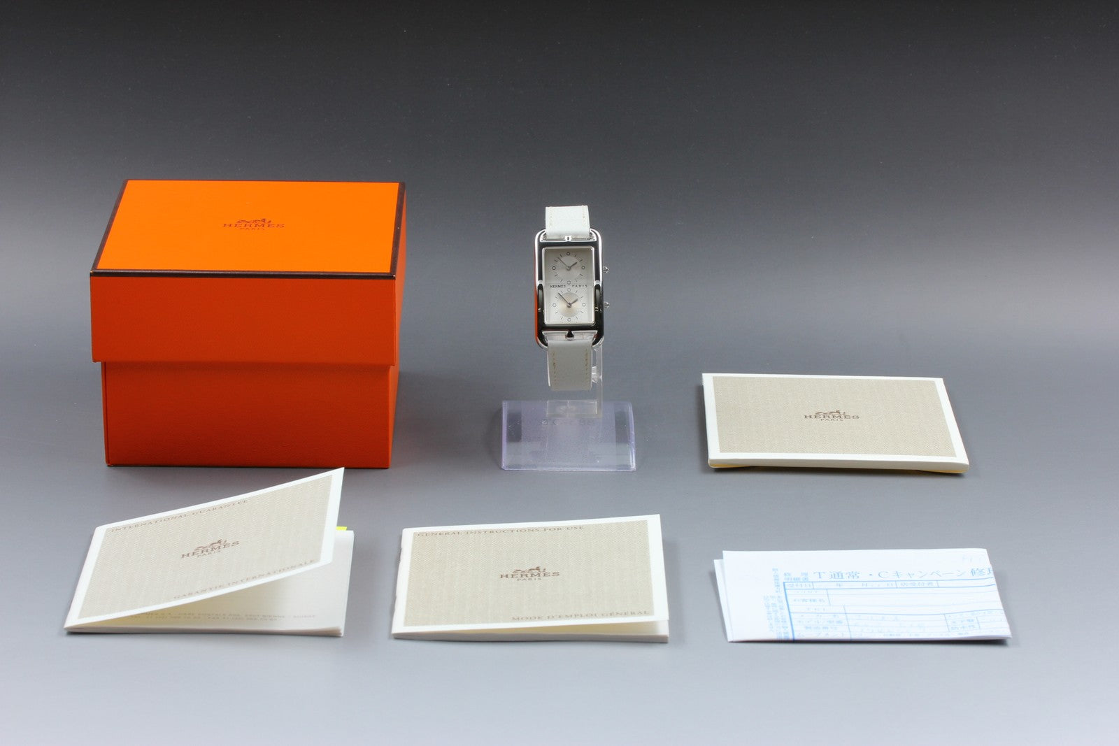 [Overhauled] HERMES Cape Cod Dual Time CC3-510 25mm White Women's Qz Watch Box
