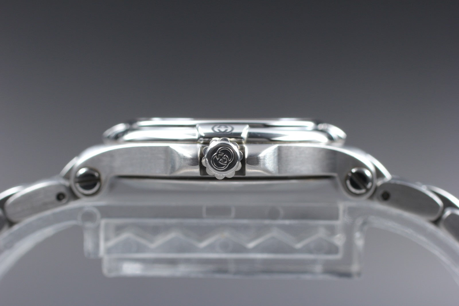 Vintage [Near MINT- Box] Gucci 9040L Black Dial Silver Women’s Quartz Watch