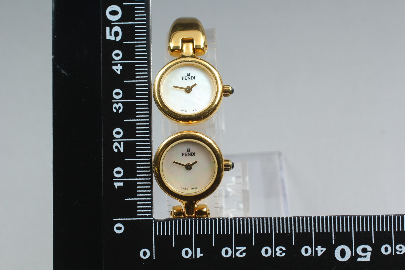 Vintage [Exc+5] FENDI 620L Dual Time Gold White Bangle Women's Quartz Watch