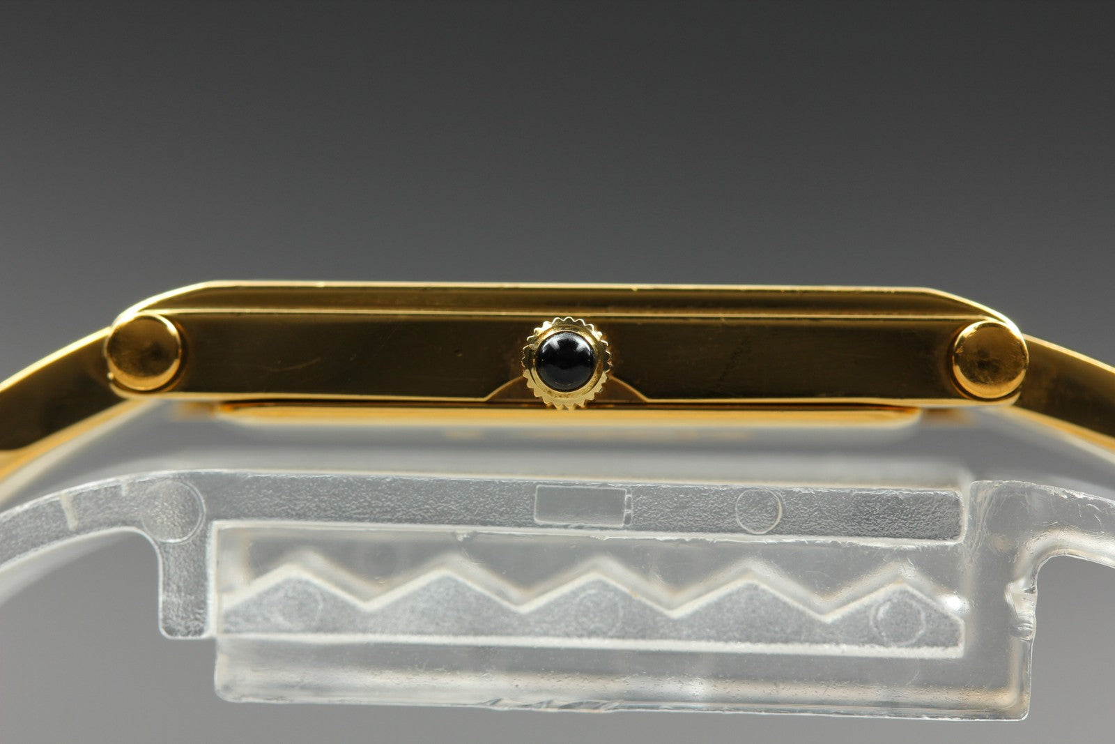 Vintage Gucci 1500 White Shell Gold 12mm Bangle Women's Quartz Watch [w/Box]