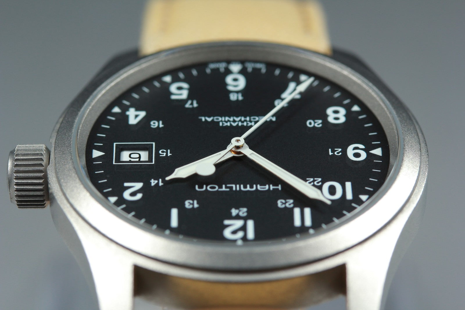 [w/ Box] Hamilton Khaki Field Mechanical H694390 38mm Manual Black Men's Watch
