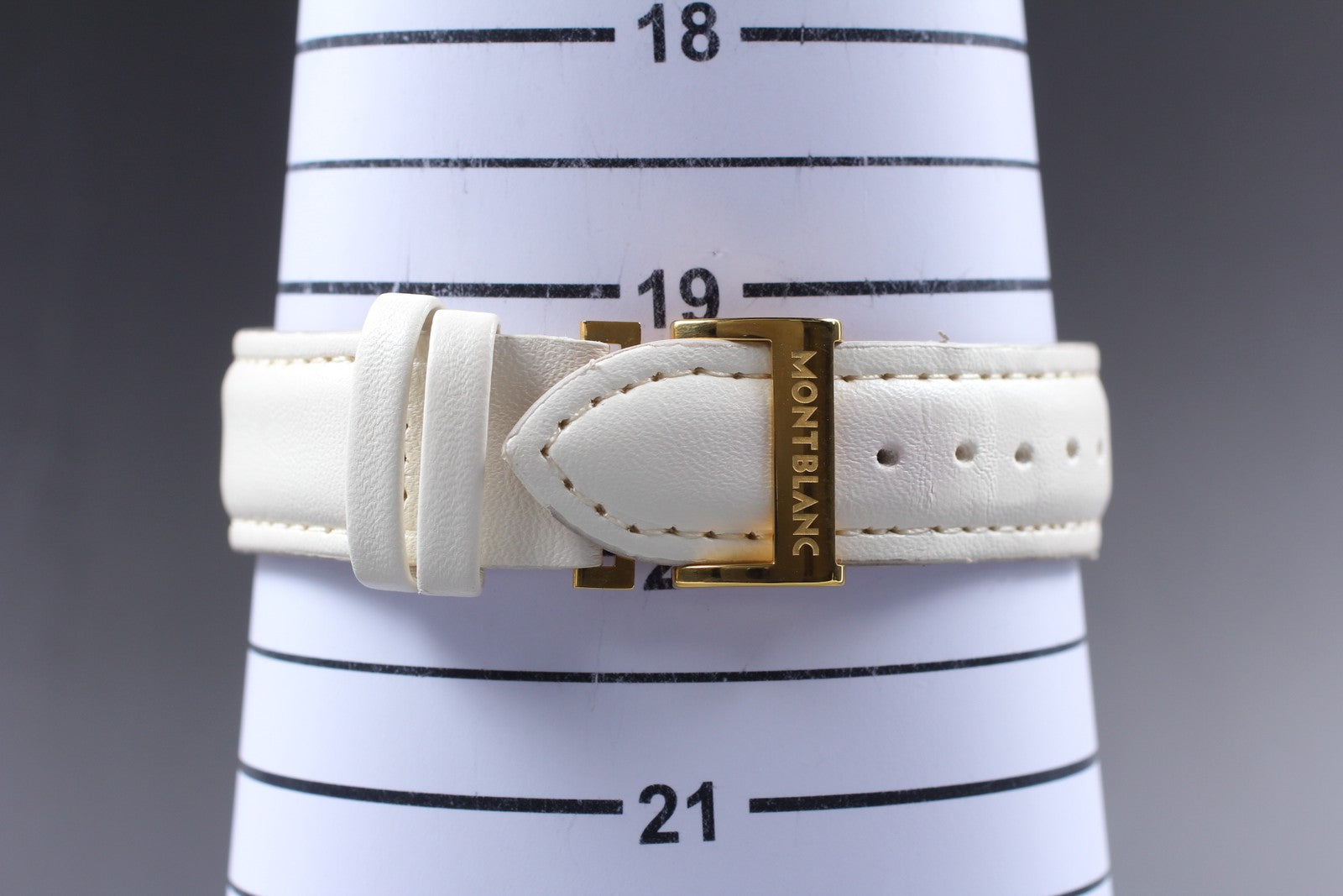 [N MINT- Box] Montblanc Meisterstuck 7002 Gold White 35mm Men's Quartz Watch