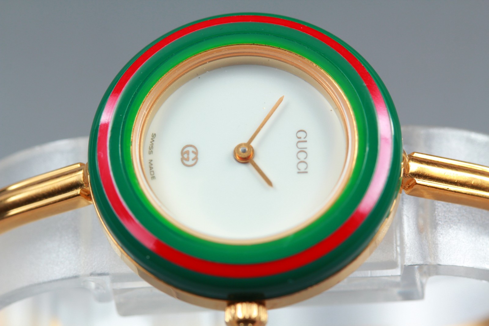 New Batt Gucci 11/12 Change Bezel 12 Colors Gold Quartz Women's Watch From JAPAN