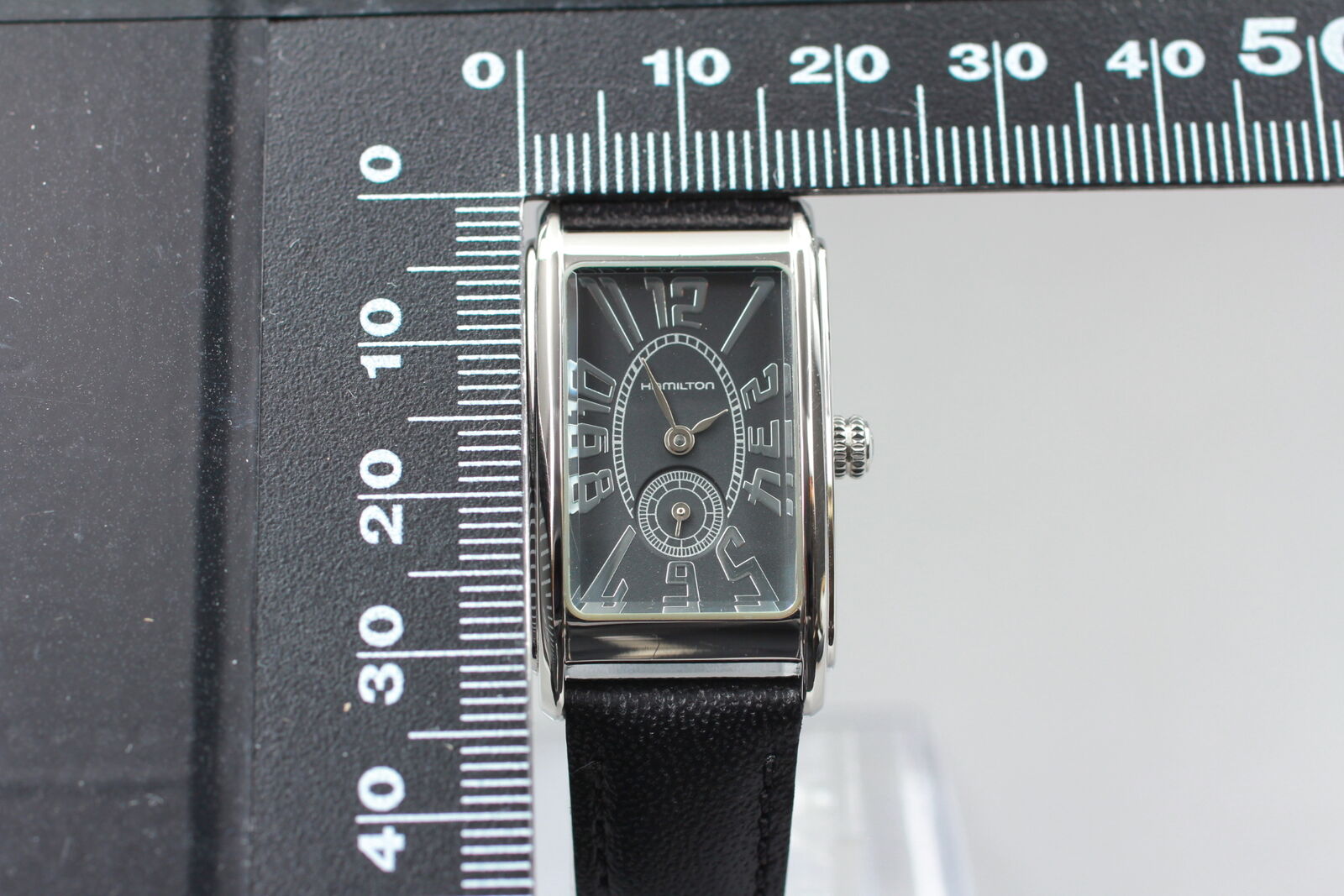 4740135