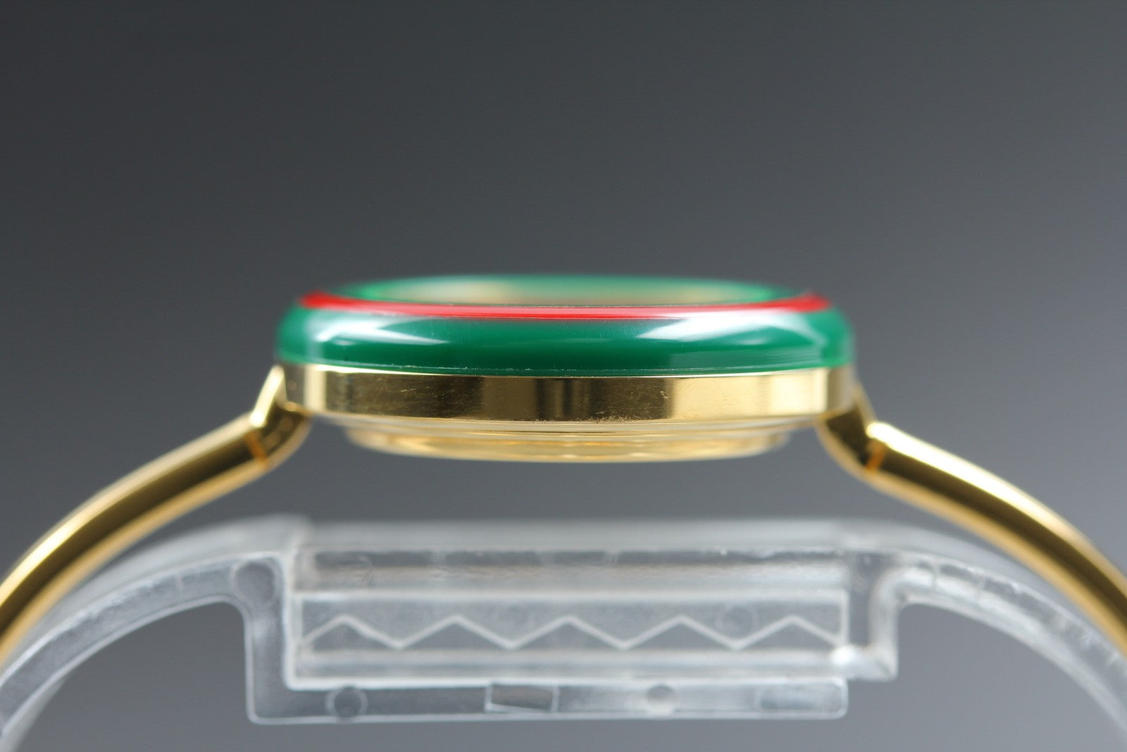 New Batt Gucci Change Bezel 11/12.2 12Color Women's White Quartz Watch JAPAN