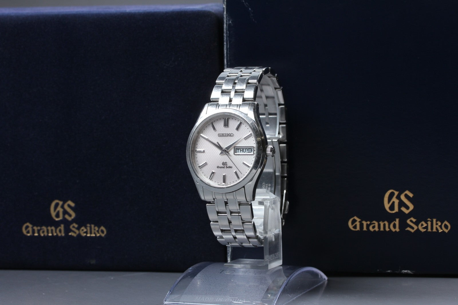 [Exc+4 Box] GRAND SEIKO 9F83-9A00 GS 36mm Silver White Day Date Qz Men's Watch