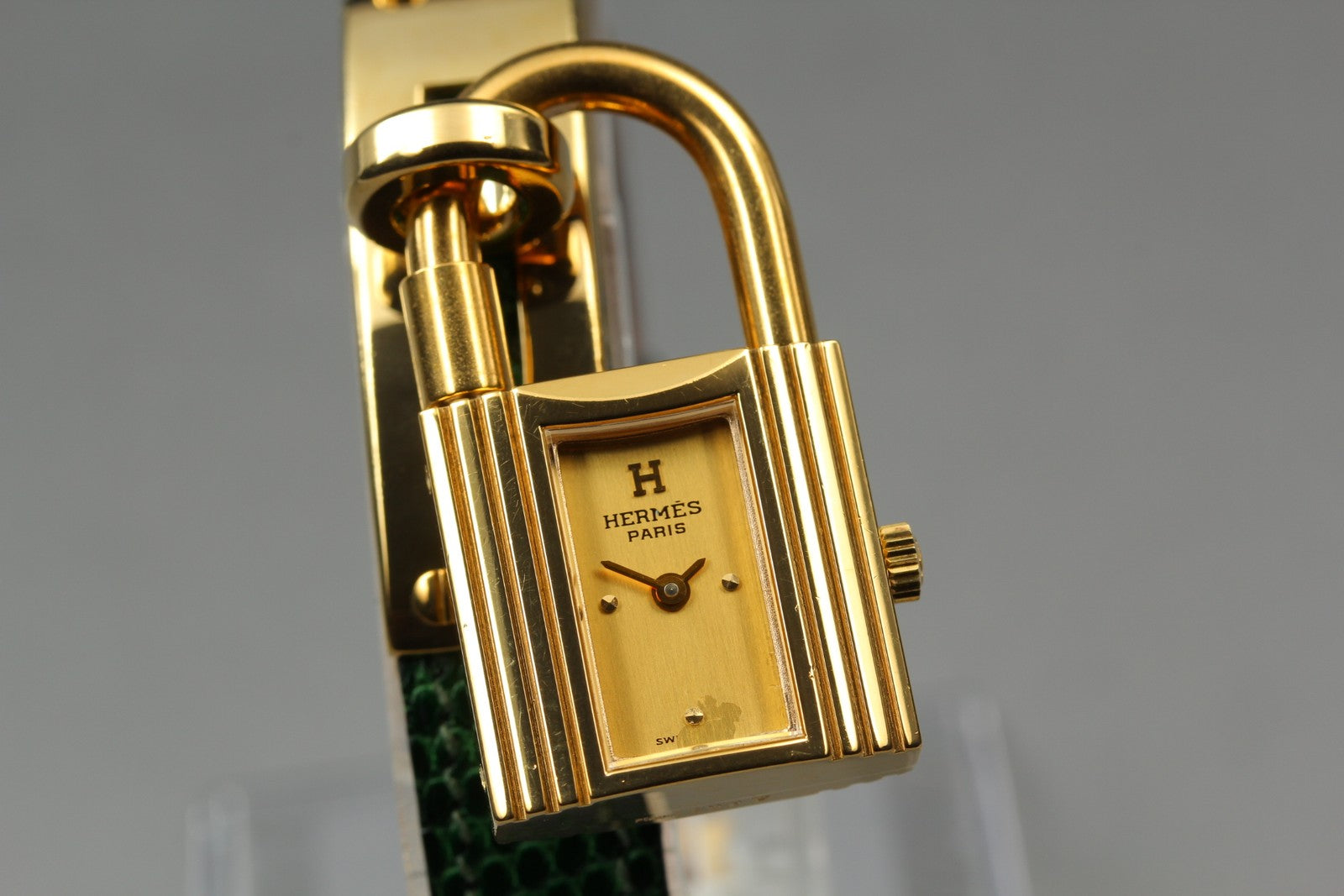 Overhauled [Exc+5 Box] HERMES Kelly Watch Gold Green "S" Woman's Quartz Watch