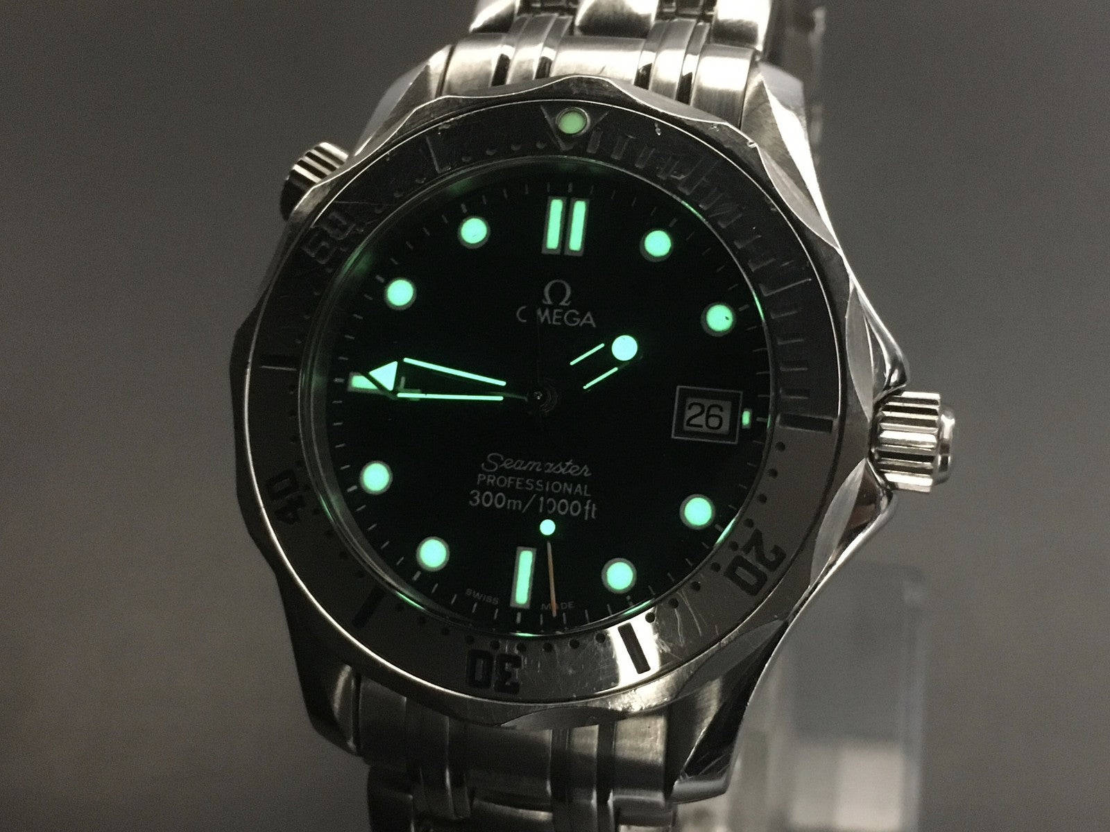 Vintage OMEGA Seamaster 300M 2562.80 Black Quartz Men's Watch 36mm JAPAN