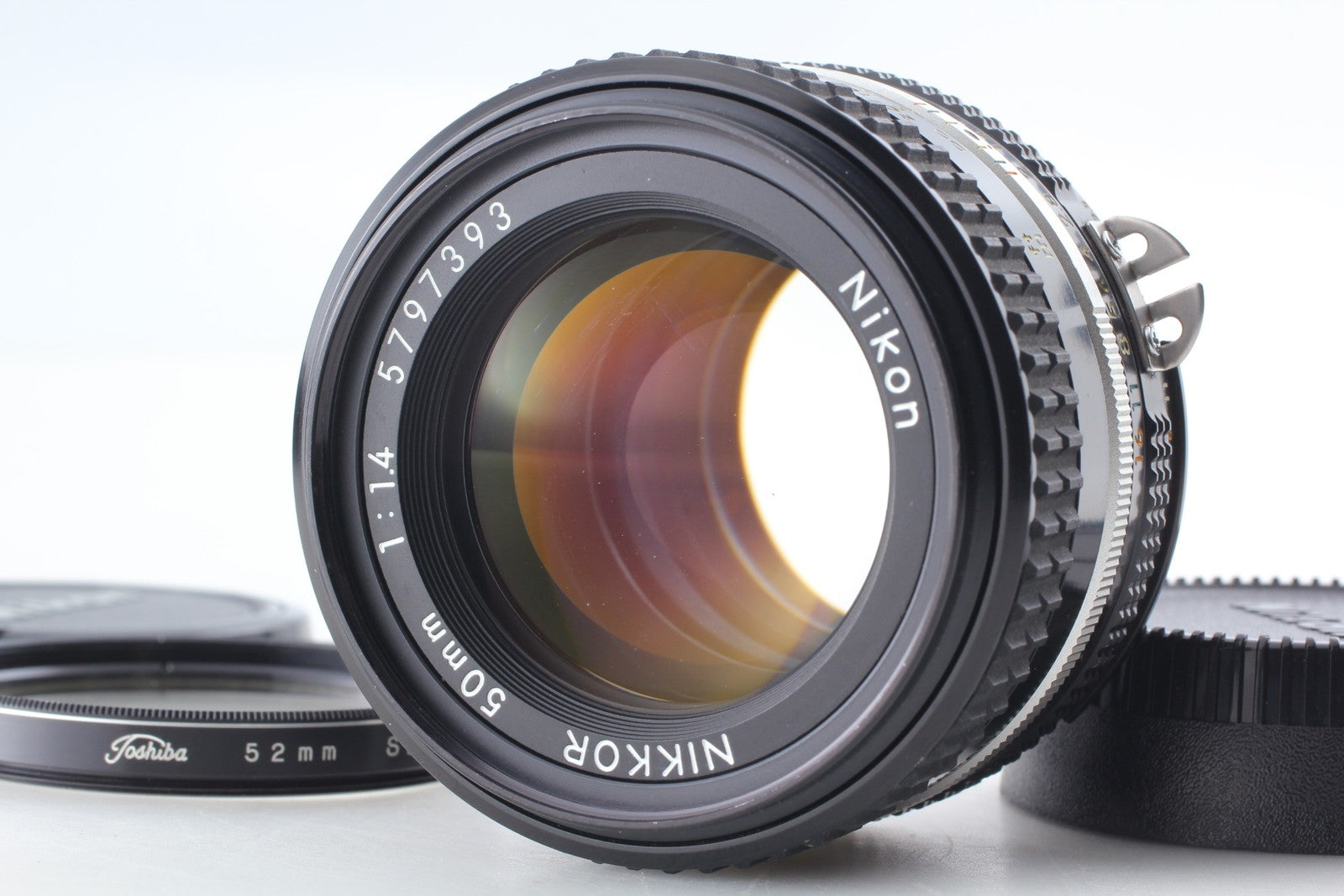 SIC [Near MINT] S/N 579xxxx Nikon Nikkor Ai-s Ais 50mm f1.4 MF Lens for F JAPAN