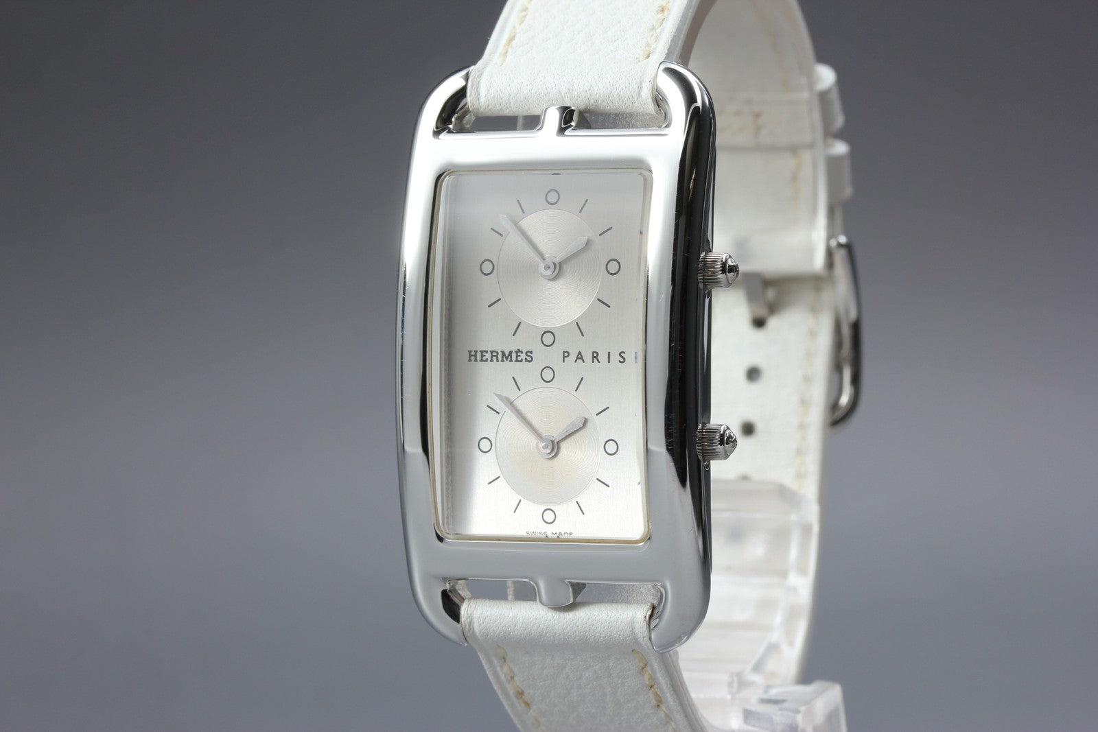 [Overhauled] HERMES Cape Cod Dual Time CC3-510 25mm White Women's Qz Watch Box