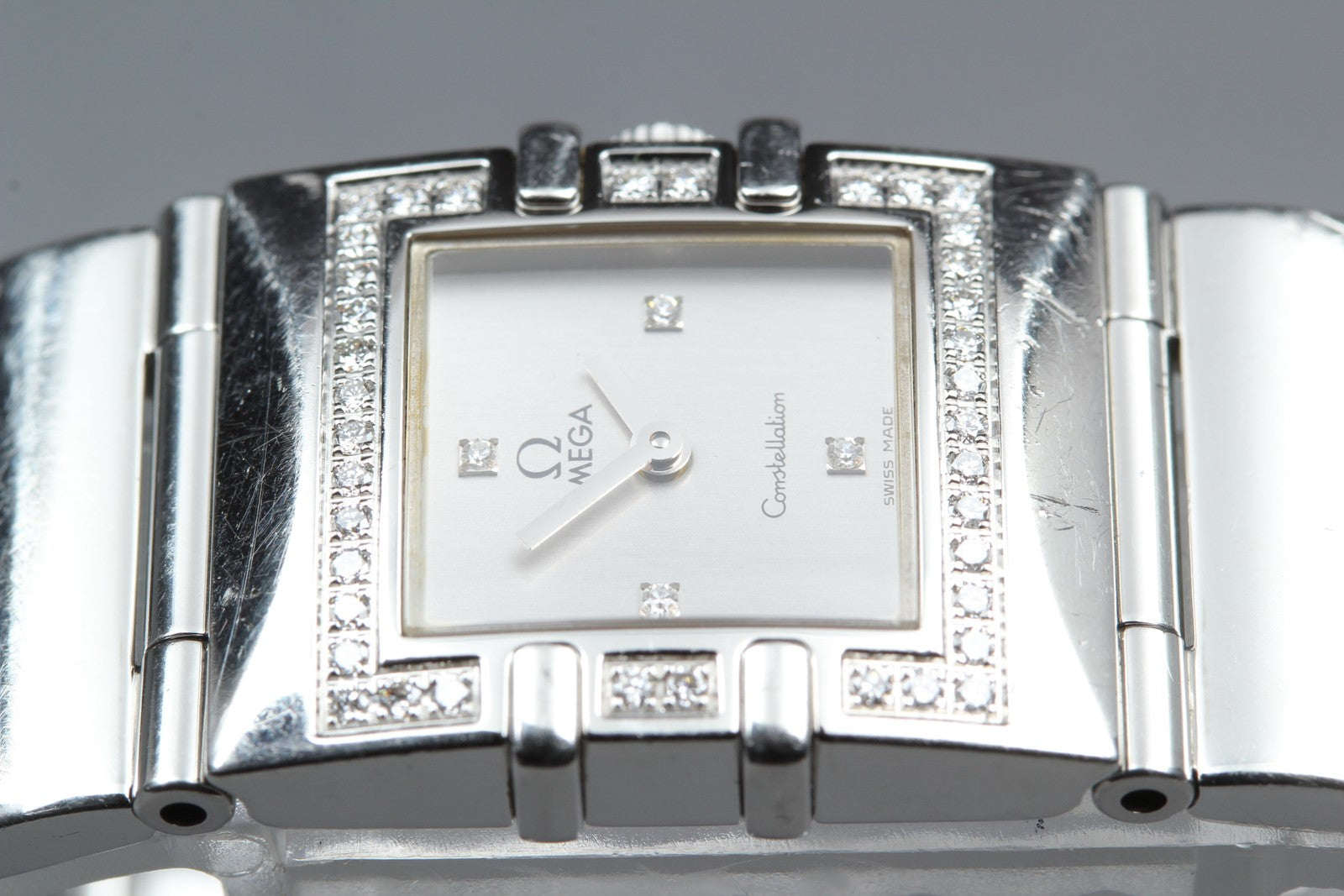 New Batt OMEGA Constellation Carre Quadra Cal.1376 1528.36 Quartz Women's Watch