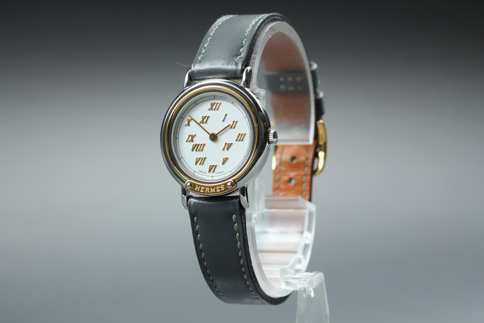 Vintage HERMES Meteor White Dial Gray "P" 24mm Woman's Watch Quartz  [w /Box]