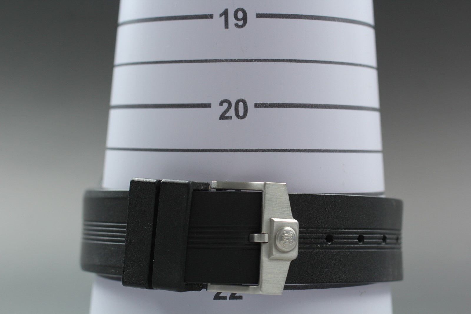N MINT*Box BALL Watch Engineer Hydrocarbon DM2136A Black Automatic Men's Watch