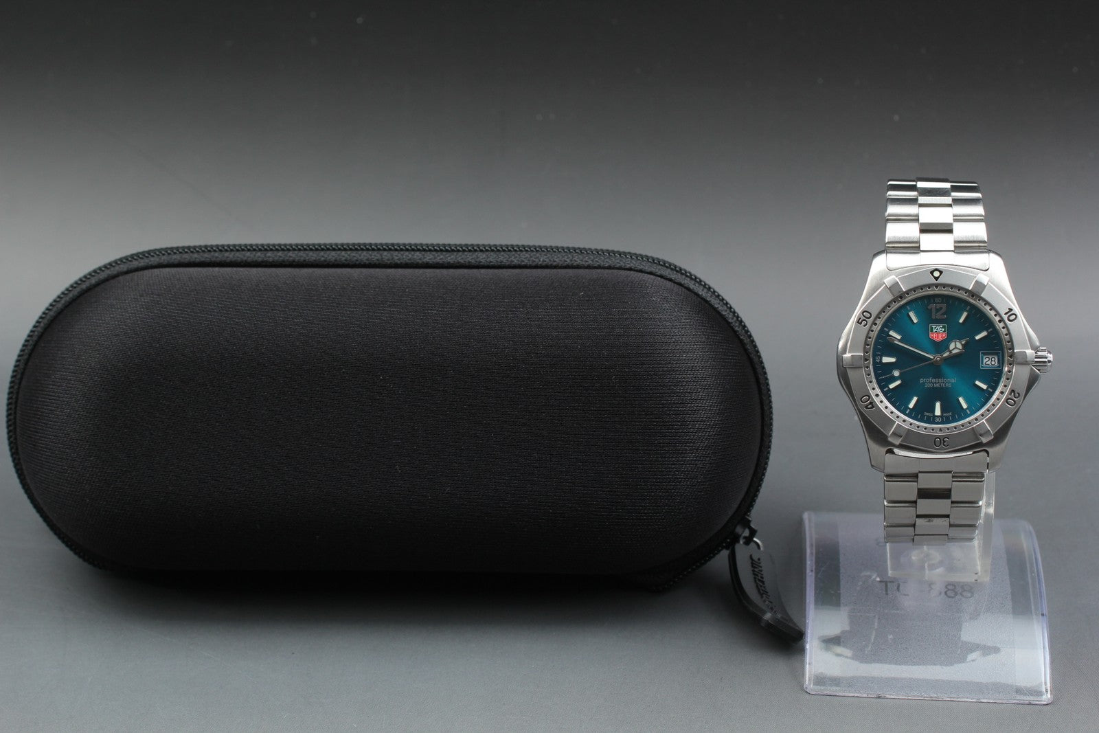 TAG HEUER Professional 2000 WK1119-1 Blue Turquoise Dial 38mm Men’s Quartz Watch