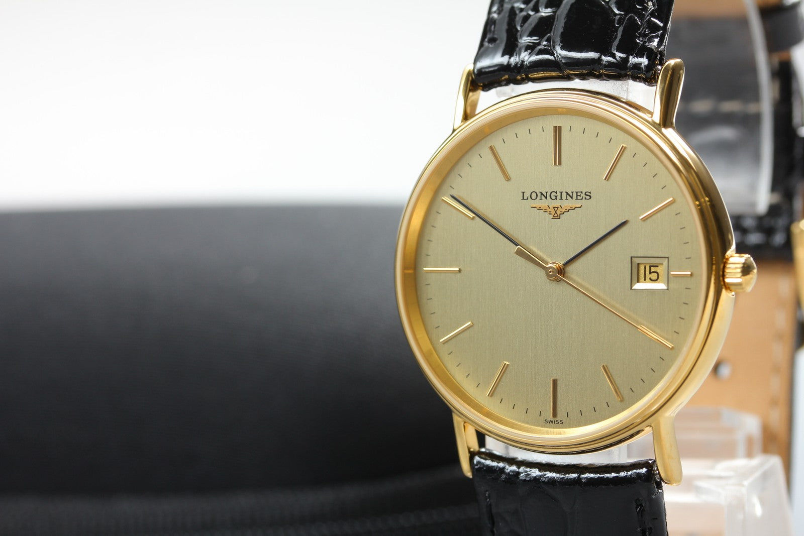 [Near MINT-] LONGINES Grand Classic L4.720.2 Gold Black 32mm Quartz Men's Watch