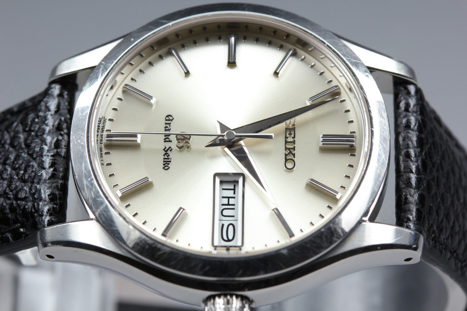 Grand Seiko GS 9F83-0AB0 SBGT015 Champagne 37mm Quartz Men's Watch JAPAN [Box]