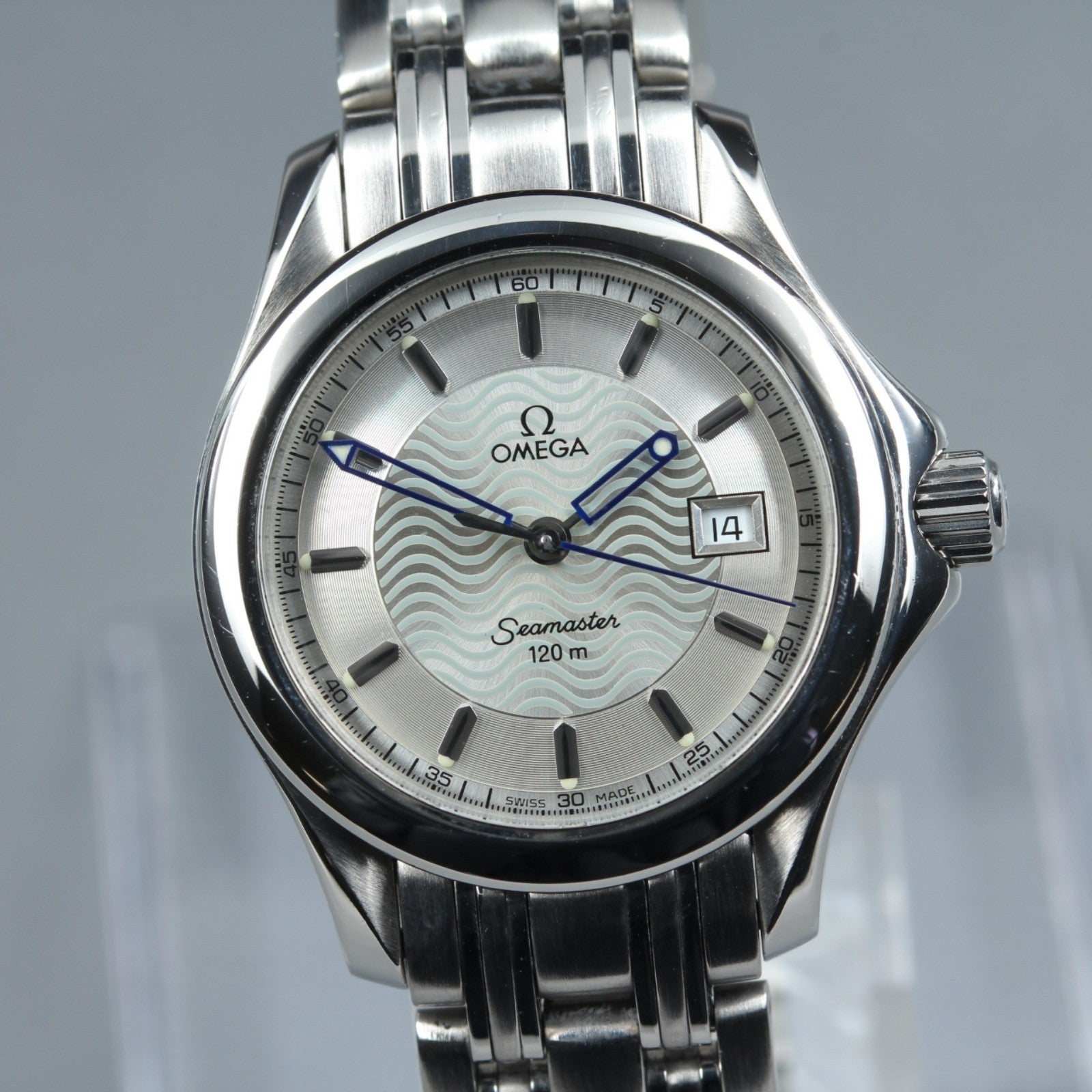 Vintage OMEGA Seamaster 2571.32 Cal.1424 Quartz Silver Women's Watch 28mm JAPAN