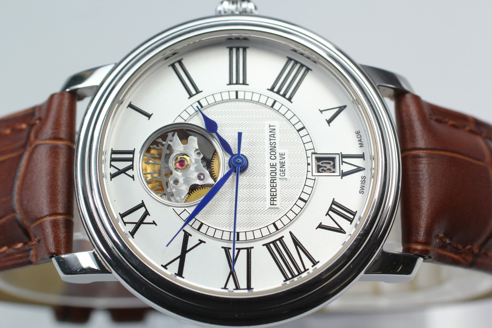 [Exc+5 Box] Frederique Classics Heart Beat FC-303/315X3P6 37mm AT Men's Watch