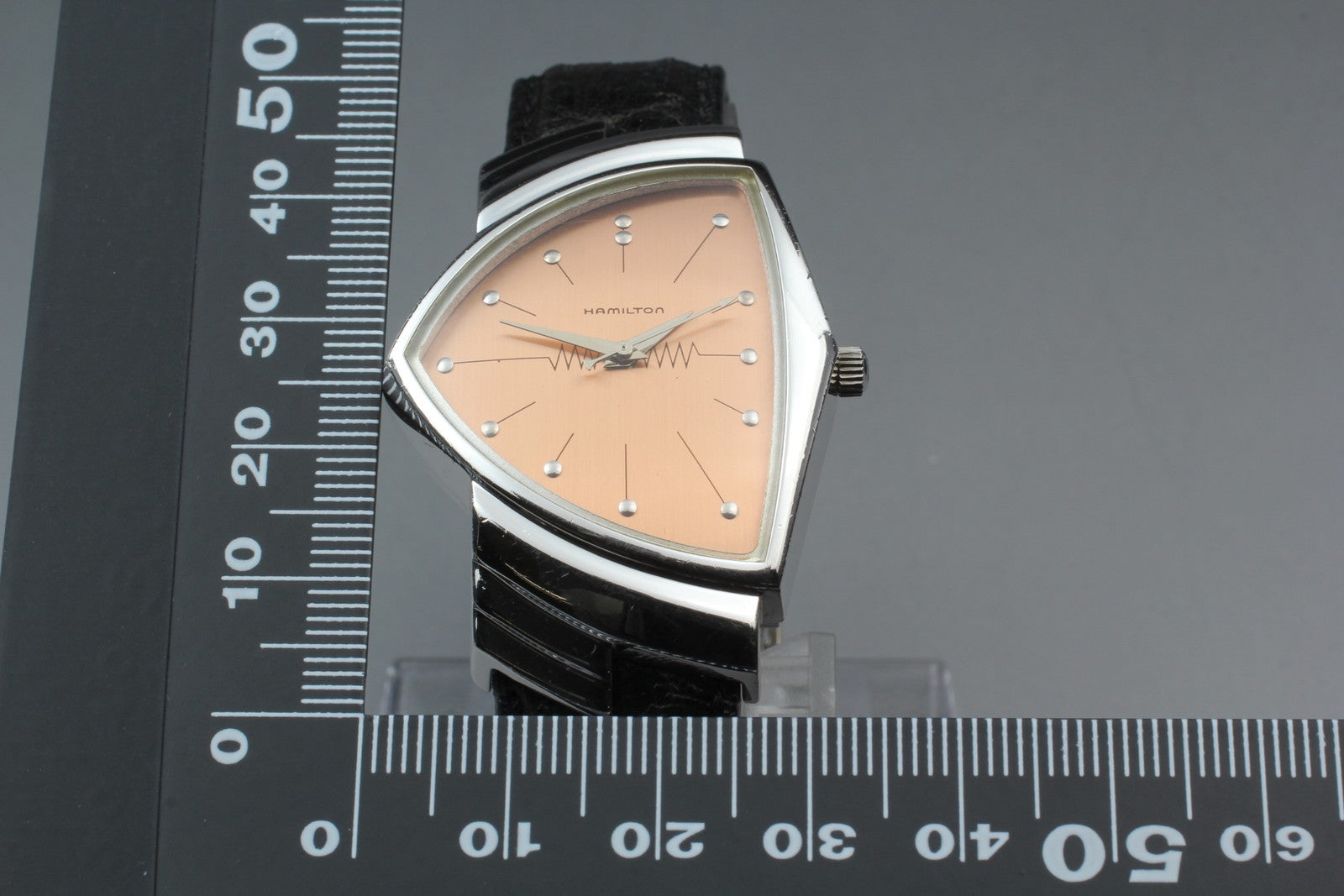 New Batt* Hamilton Ventura 6251 Registered Edition Pink Dial Quartz 32mm Exc+5