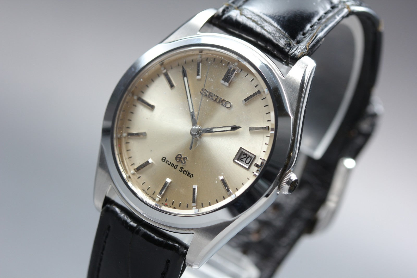 Vintage SEIKO Grand Seiko 8N65-8000 Quartz Men's Watch 36mm JAPAN Box