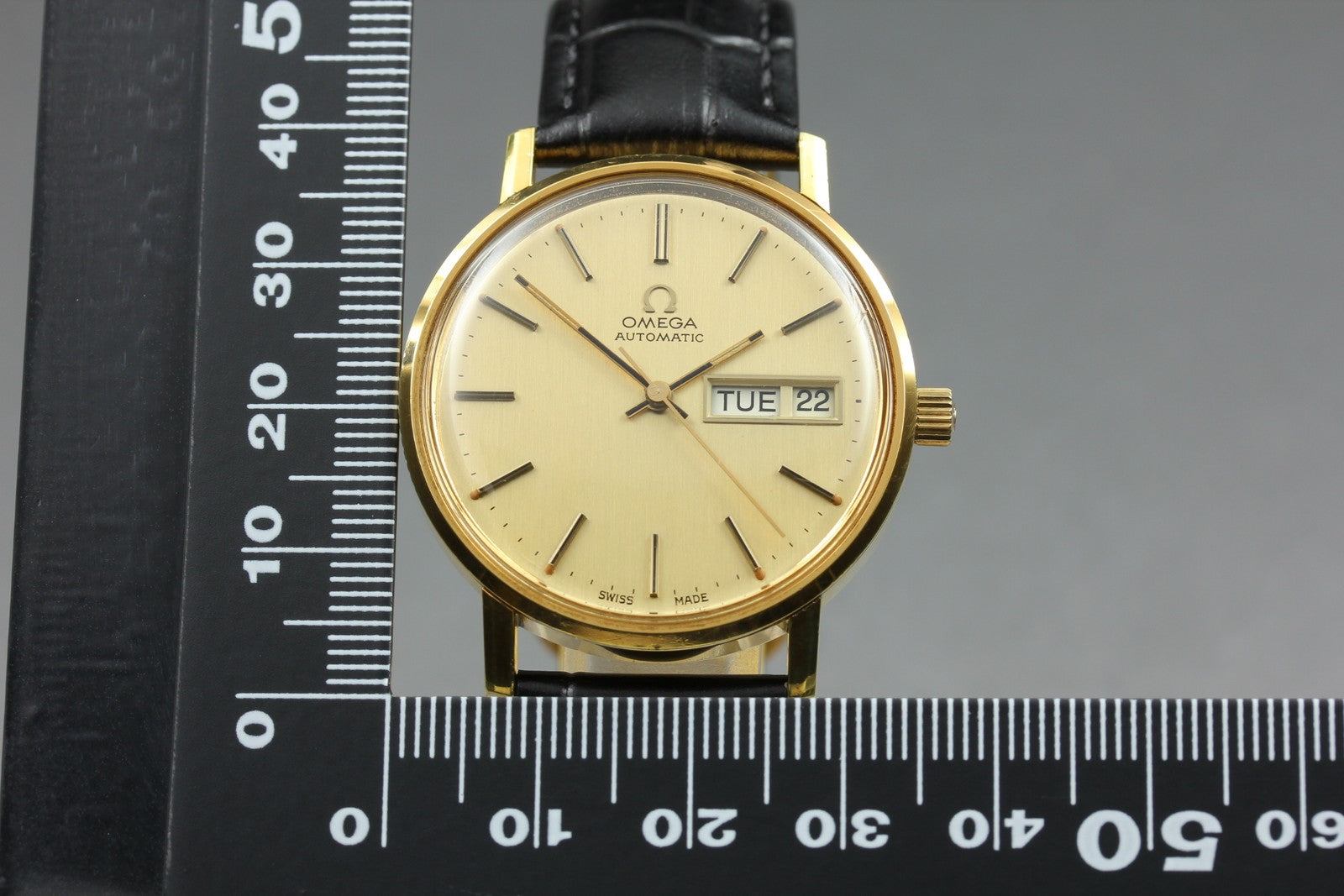 Vintage OMEGA Seamaster 166.0209 Cal.1022 Gold 34mm Day/Date AT Men's Watch