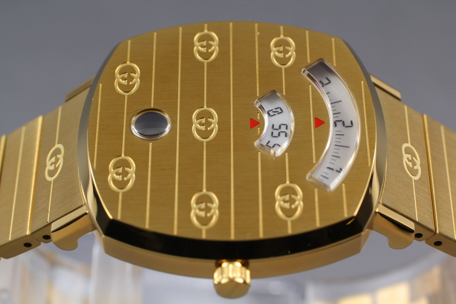 [MINT Box] GUCCI Grip 157.4 YA157403 35mm Gold GG Man's Quartz Watch From JAPAN