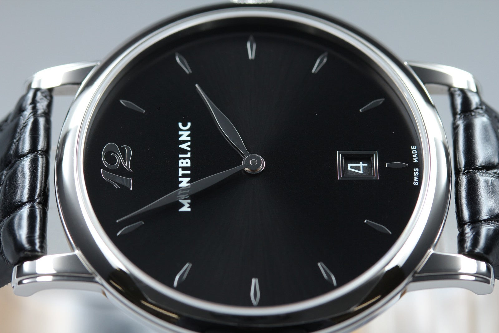 New Batt MONTBLANC Star Classic 7239 Quartz Black Men's Watch 38mm JAPAN Box
