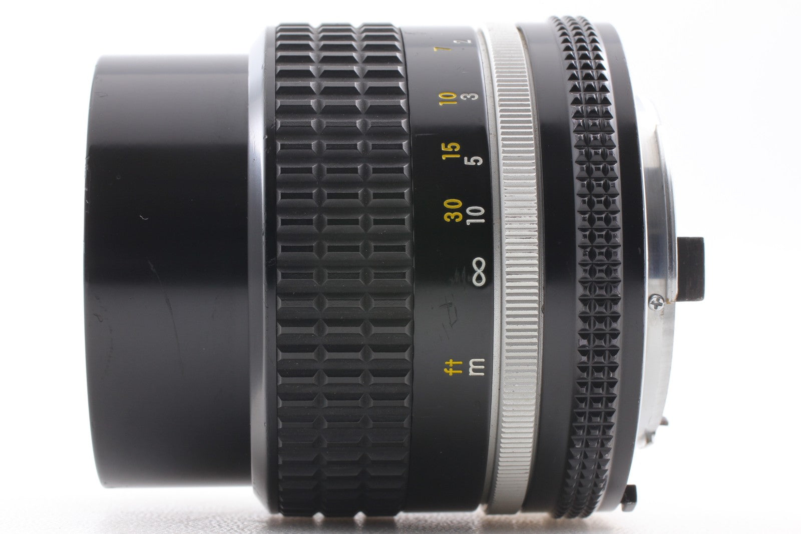 [Near MINT] Nikon Nikkor 85mm f/2 Ai-s Ais MF Portrait Lens From JAPAN