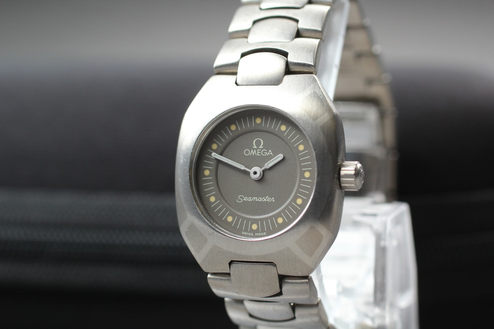 New Batt OMEGA Seamaster Polaris Titanium Cal.1450 Gray Women's Watch 22mm JAPAN