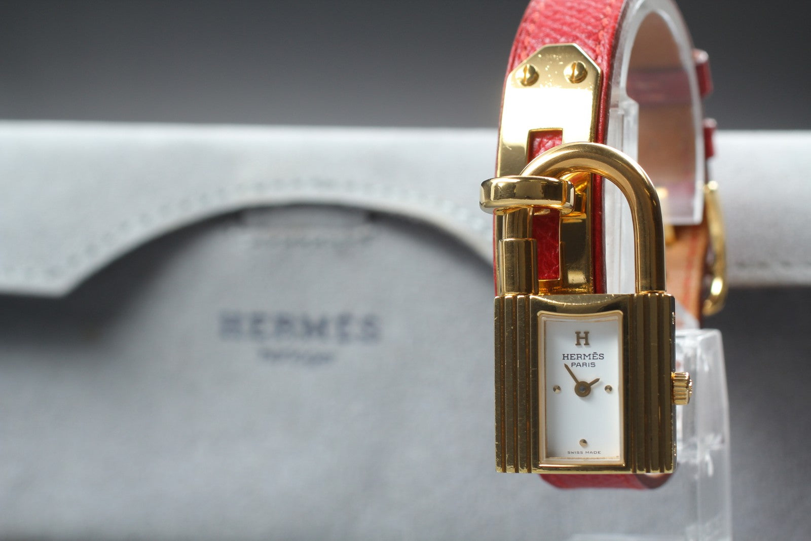 Vintage [Exc+5] HERMES Kelly Watch Gold Red Leather "Z" Woman's Quartz Watch