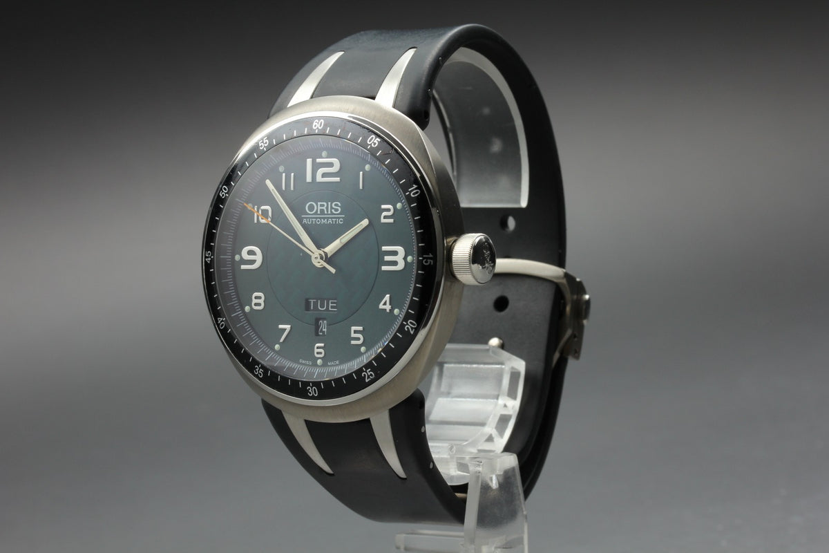ORIS TT3 7589 Day Date Titanium Green Dial Black 44mm Automatic Men's Watch