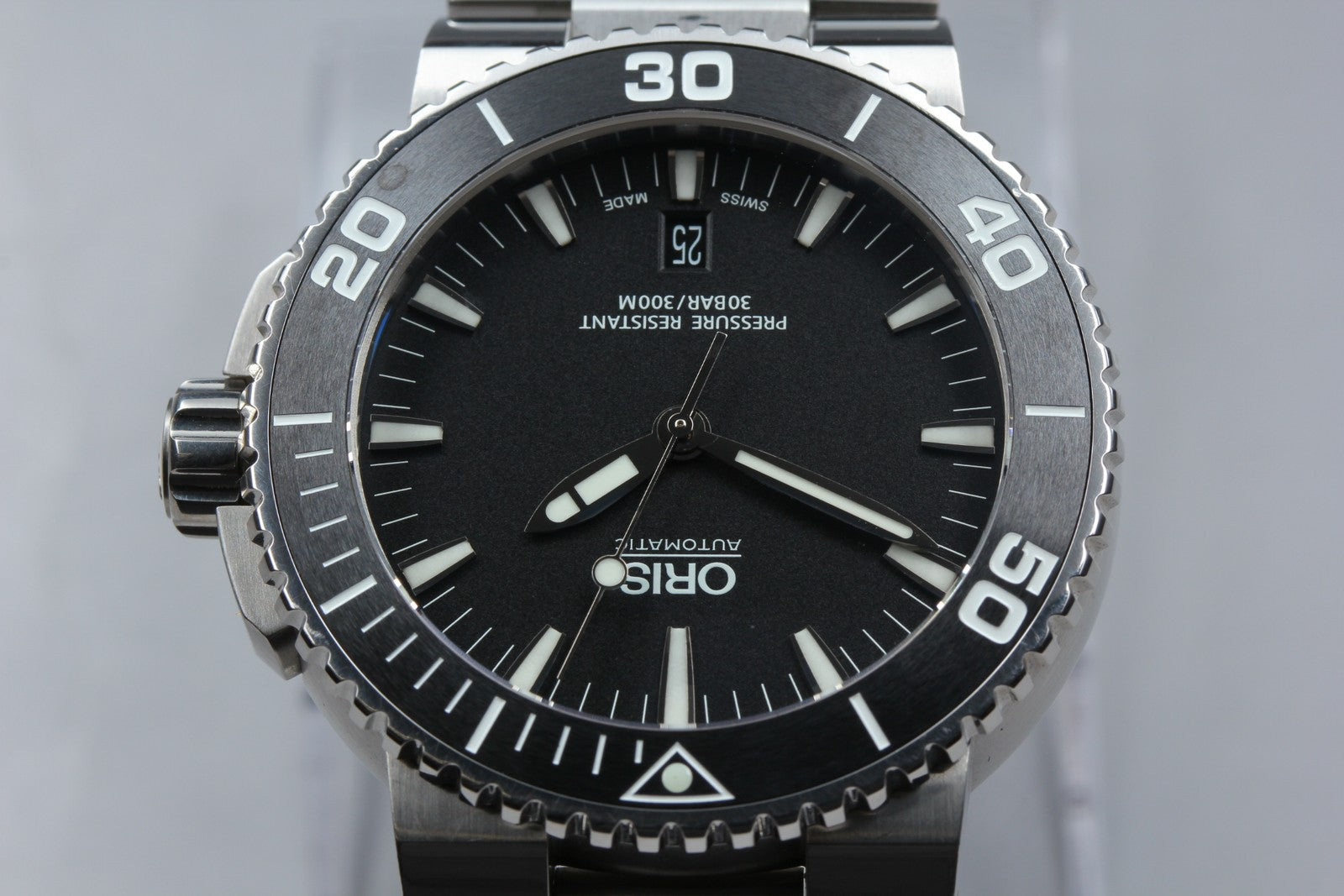 ORIS Aquis Date 7653-04 Automatic Black Dial Men's Watch 43mm From JAPAN Box