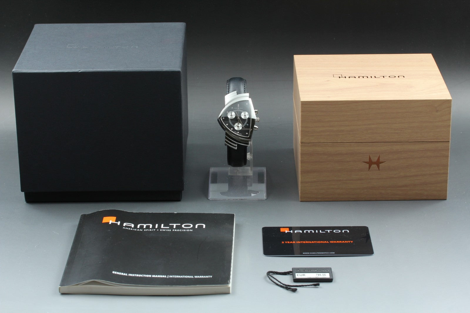 New Batt Hamilton Ventura H244121 Chronograph Quartz Men's Watch 32mm JAPAN Box