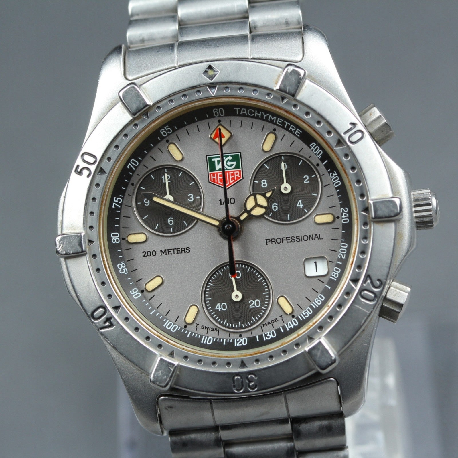 Vintage TAG Heuer 2000 Professional CE1111 Quartz Gray Men's Watch 40m