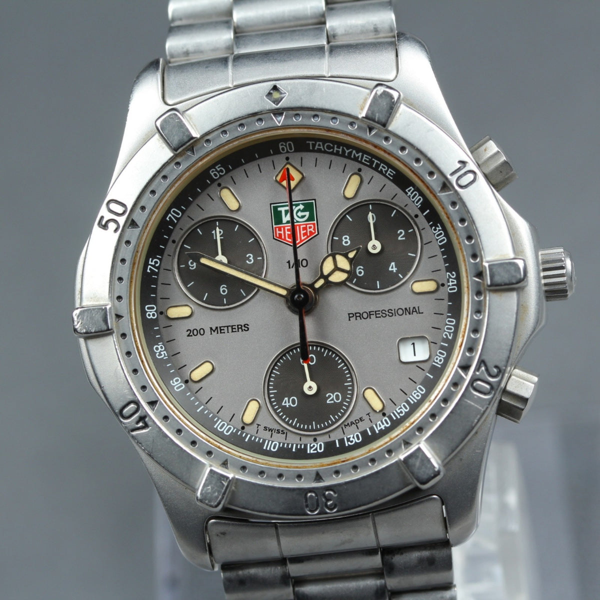 Vintage TAG Heuer 2000 Professional CE1111 Quartz Gray Men's Watch 40mm JAPAN