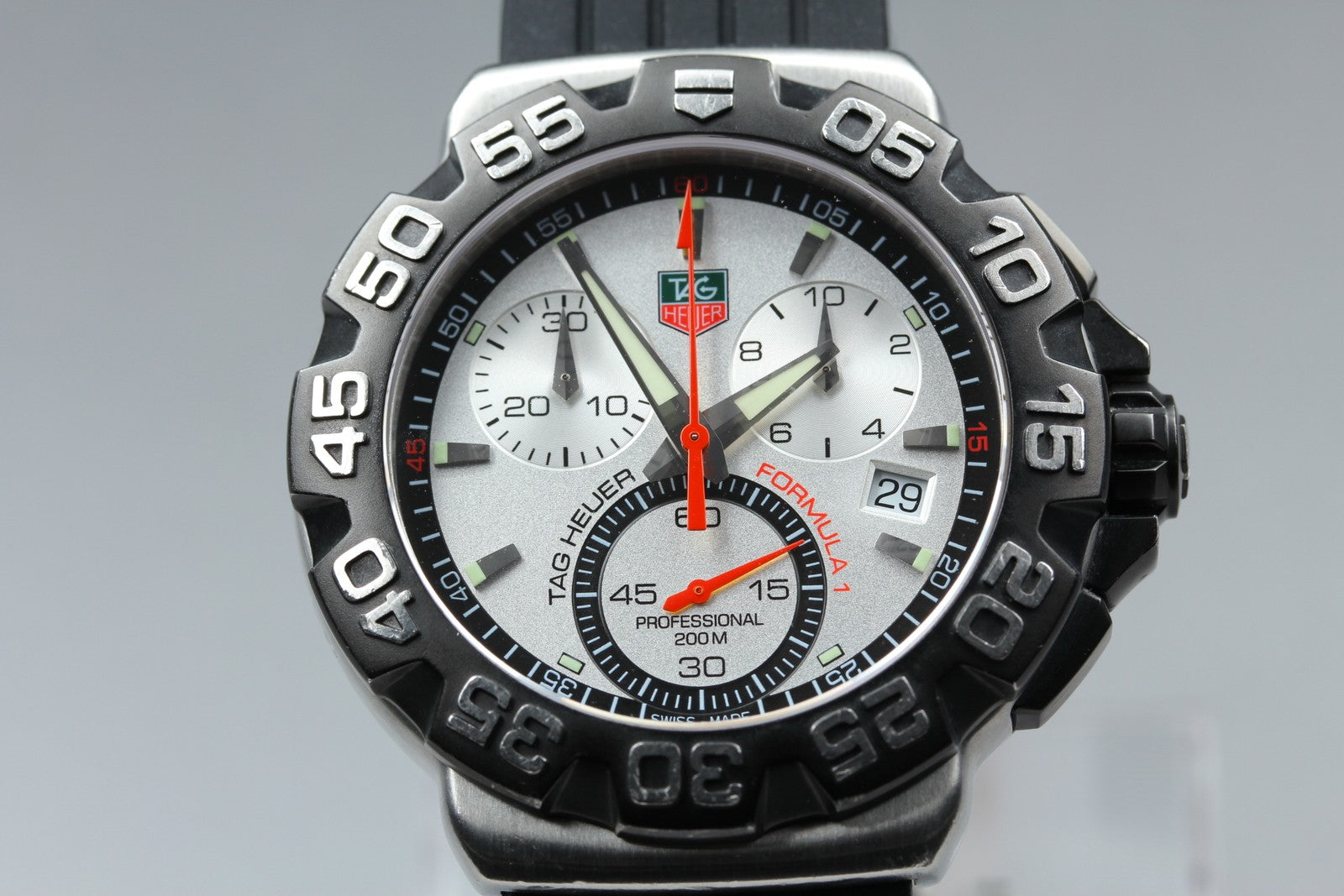 TAG HEUER Formula 1 CAH1111 Silver Dial Quartz Men's Watch 41mm JAPAN Box