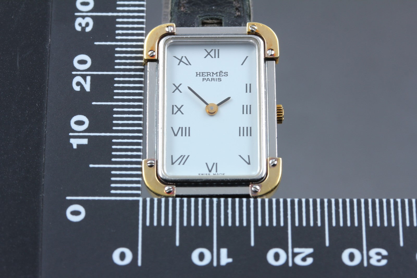 New Batt[Exc+5] HERMES Croisiere CR1.240 White Dial Quartz Women's 18mm JAPAN
