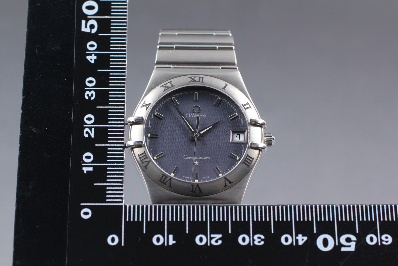 [Near MINT Box] OMEGA Constellation 1512.40 33mm Men's Quartz Watch JAPAN
