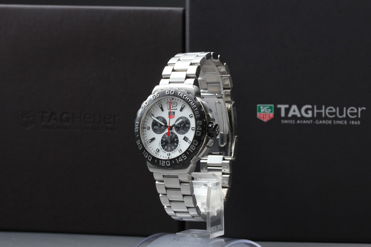 TAG HEUER Formula 1 CAU1111 Quartz White Dial Date Men's Watch 42mm JAPAN