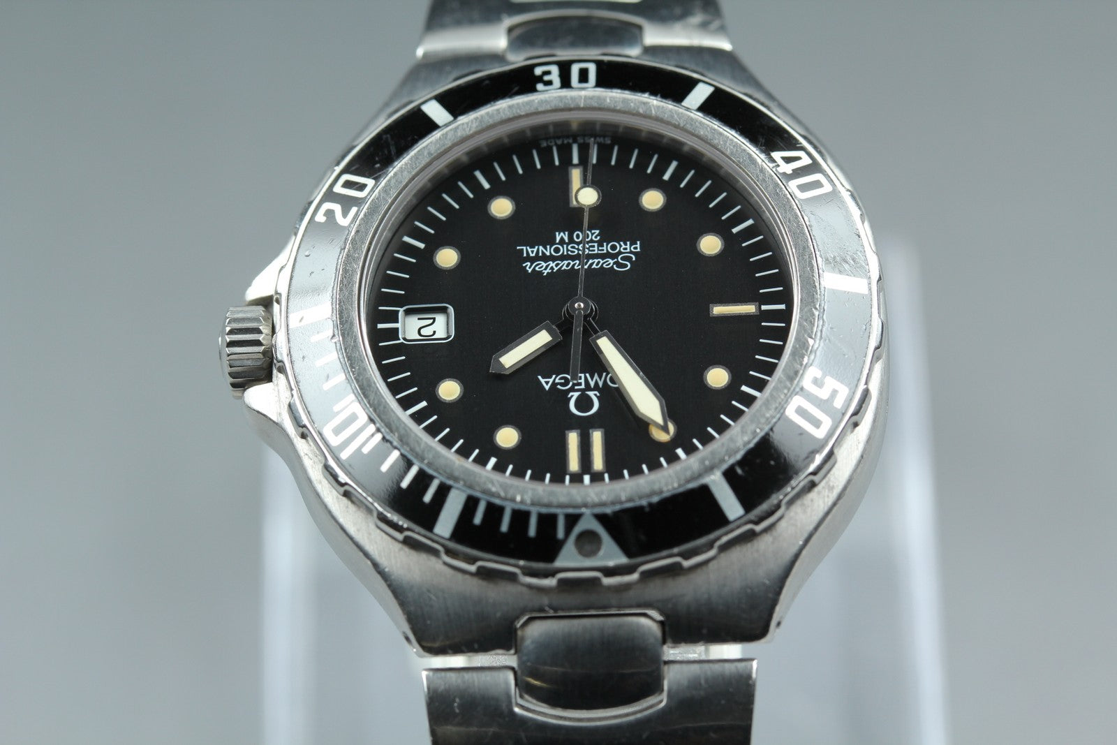 New Batt Vintage OMEGA seamaster Professional 200m Quartz Black Men's Watch 36mm