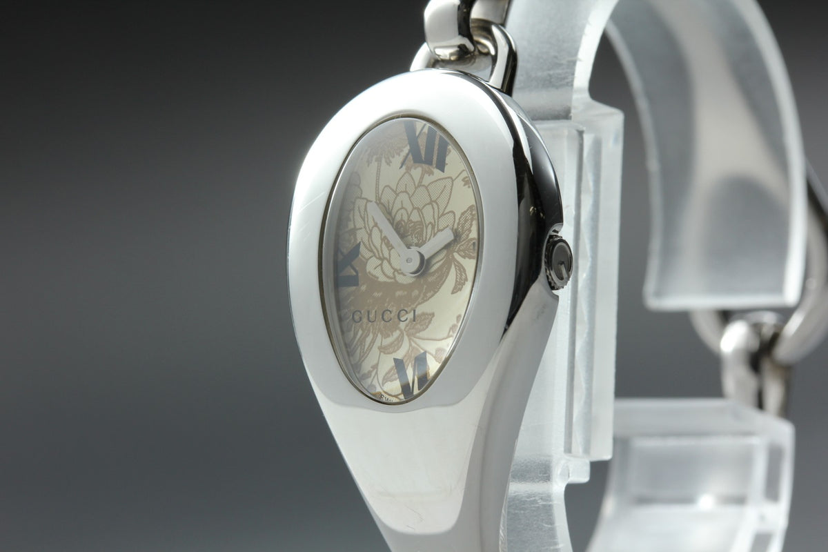 GUCCI 103 Champagne Floral Dial Silver Quartz 21 mm Bangle Women's Watch
