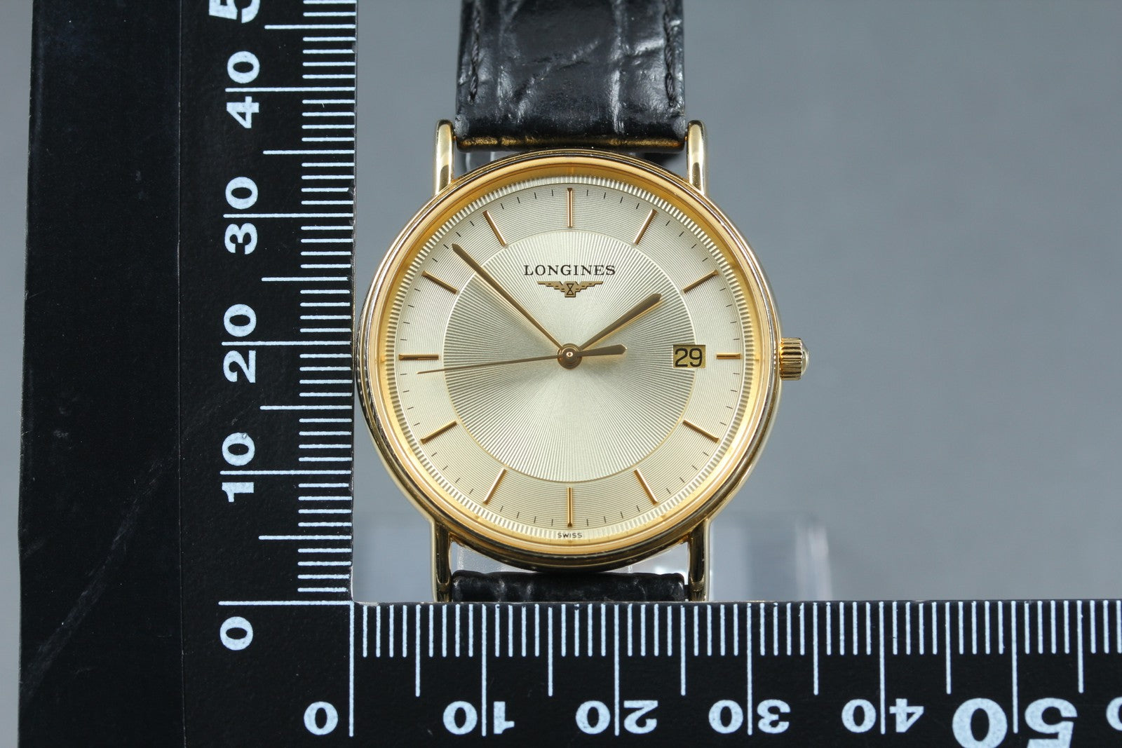 Vintage LONGINES Grand Classic L4.720.2 Quartz Gold Men's Watch 32mm From JAPAN