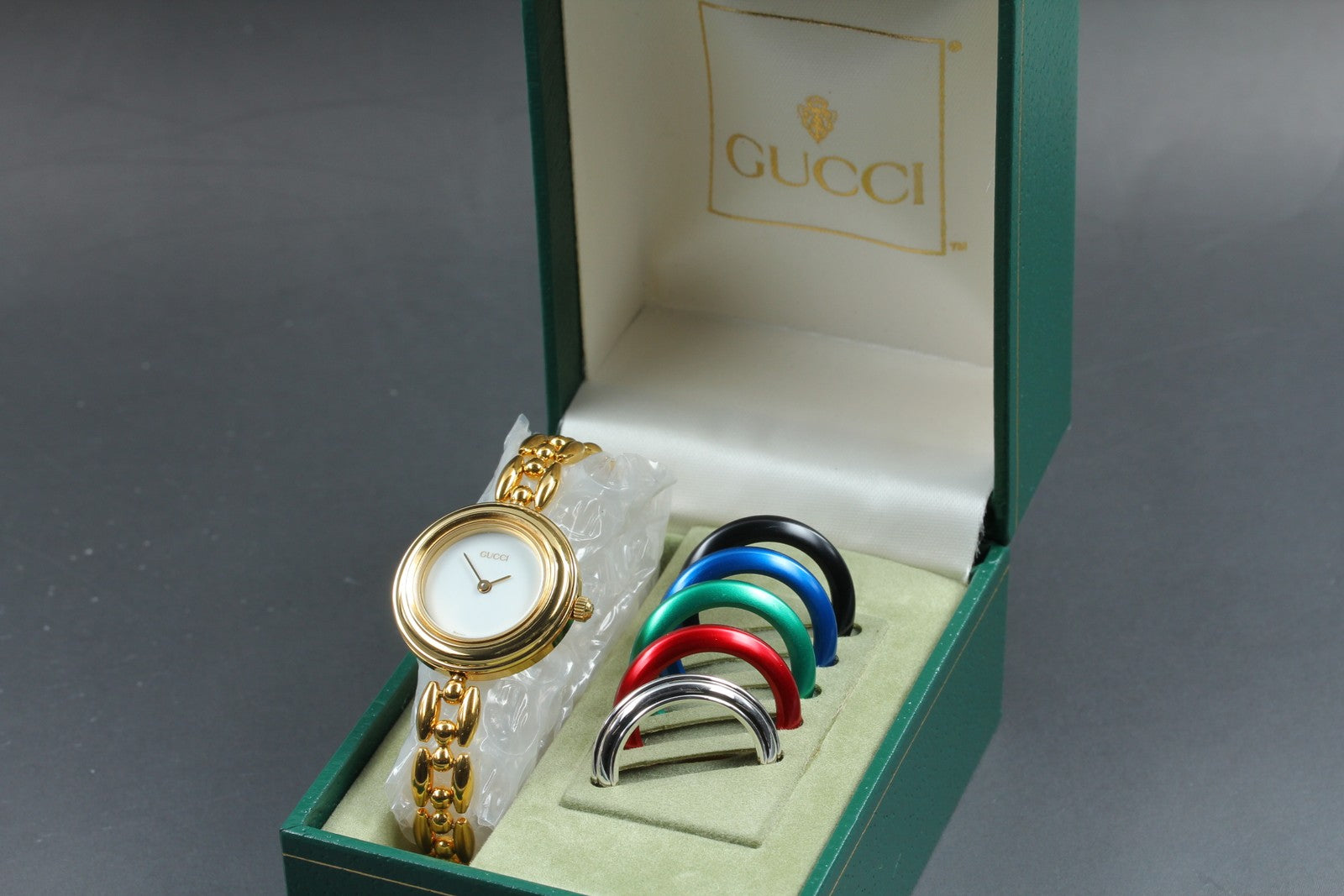Gucci Change Bezel 11/12.2 6 Colors Gold Bracelet Women's Qz Watch Vintage [Box]