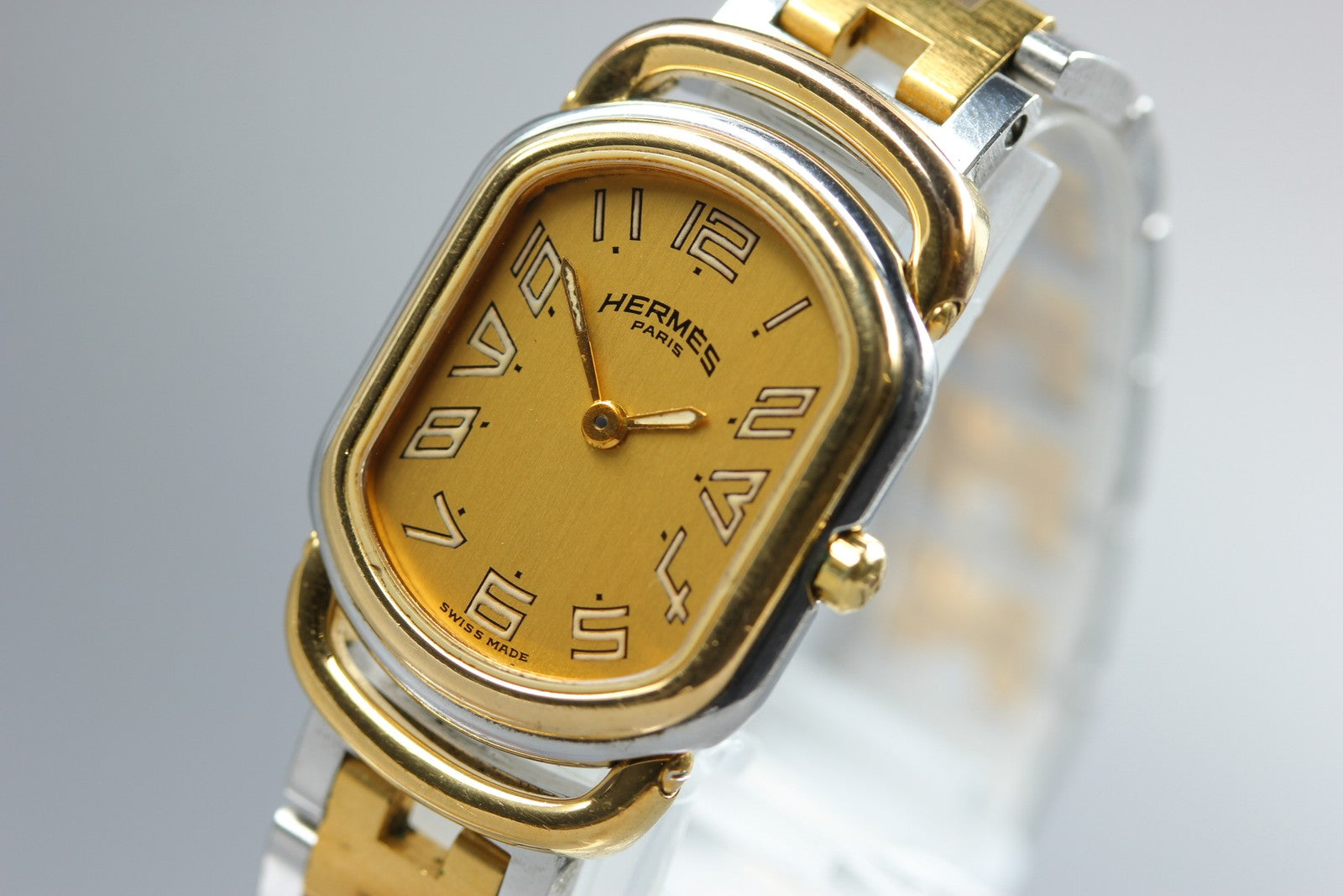 New Batt HERMES Rally Quartz Gold Dial Women's Watch 20mm From JAPAN