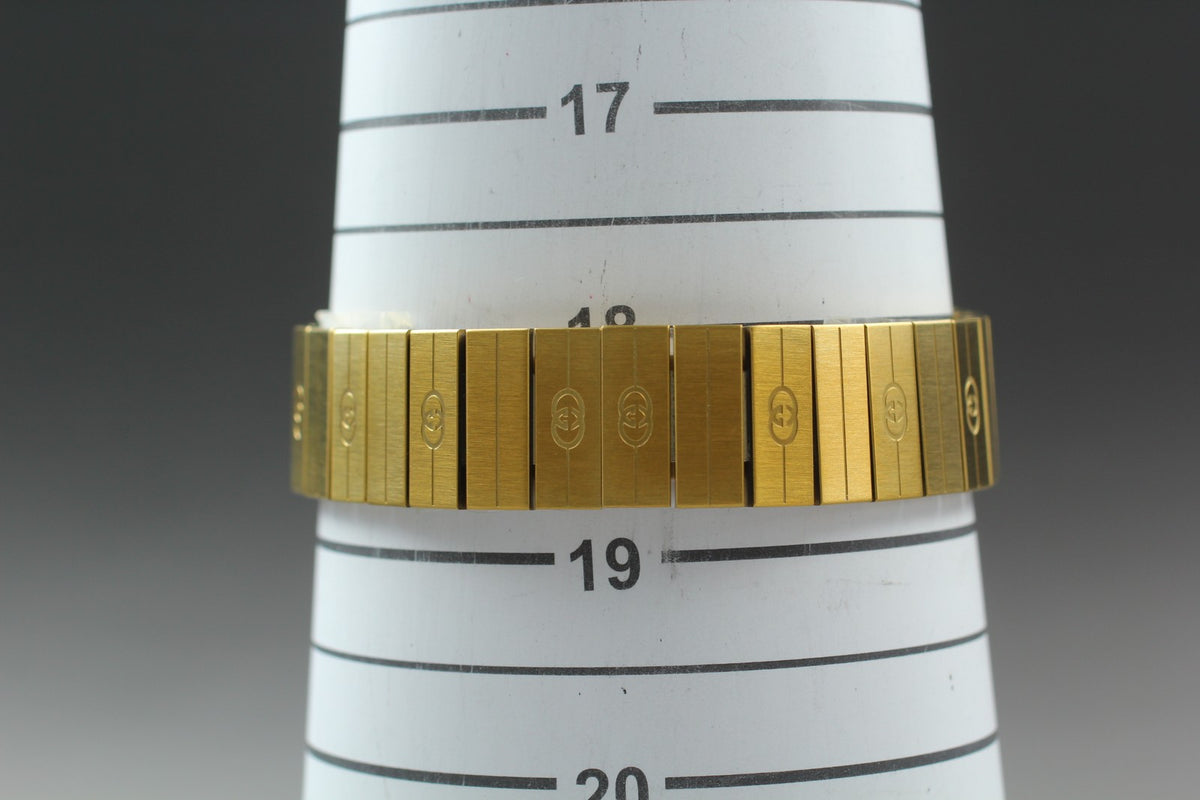 [MINT Box] GUCCI Grip 157.4 Gold 35mm GG Man's Quartz Watch From JAPAN