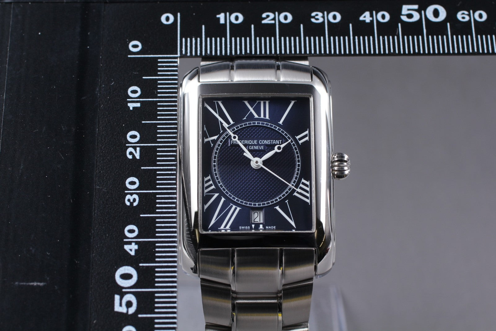 [N MINT]Box FREDERIQUE CONSTANT Classic FC-245X4C2/4/6 Quartz Watch 30mm JAPAN